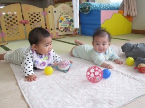 うつ伏せで遊ぼう