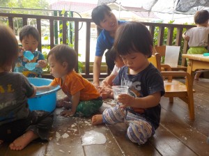 触ってもへっちゃらだよ。