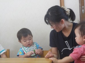 せんせいこれななあに？