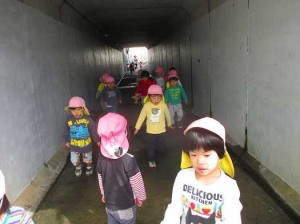 オオカミトンネル