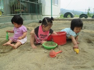 砂場ぐみのこどもたちです